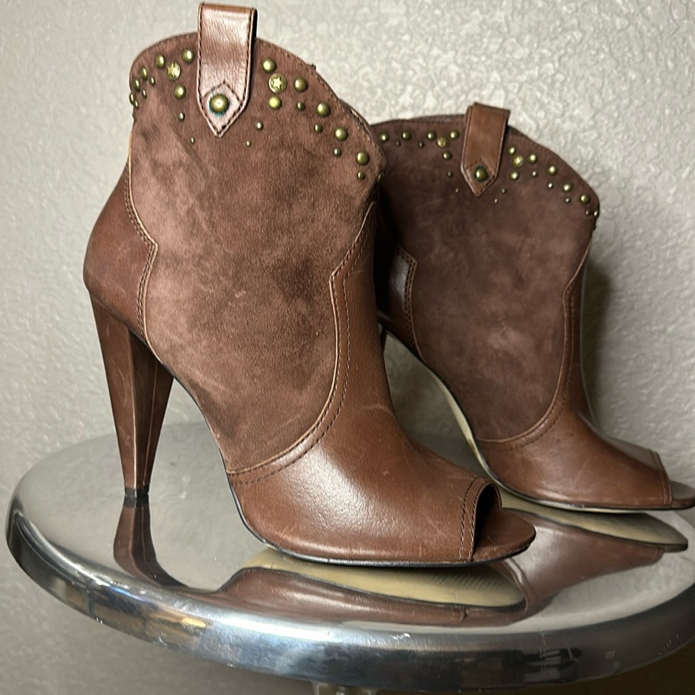 Reba chocolate bootie with studs, size 9